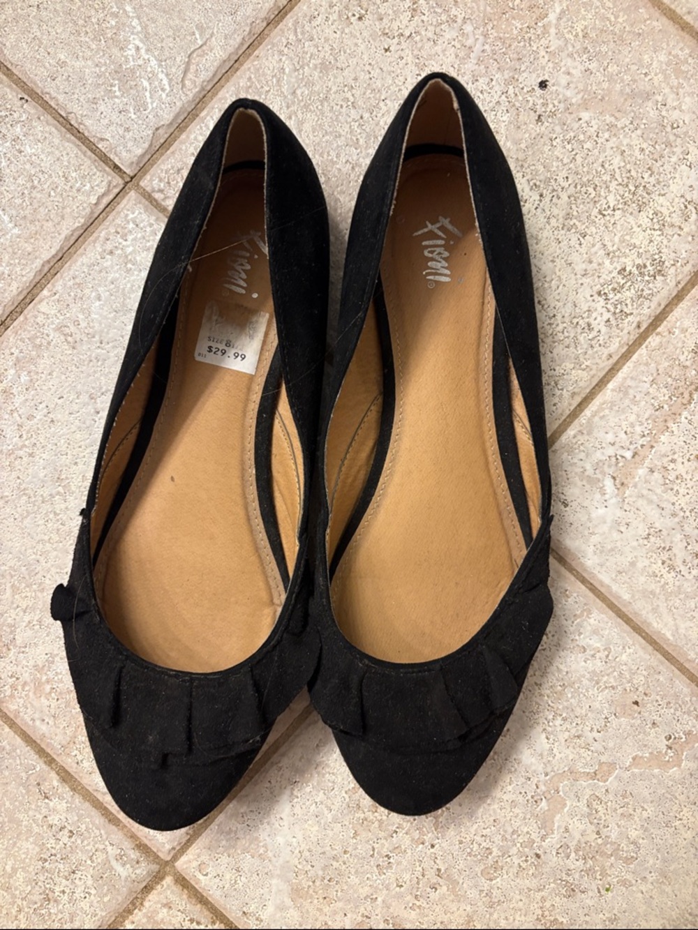 FIONI Clothing Black Suede Ruffled Ballet Flats